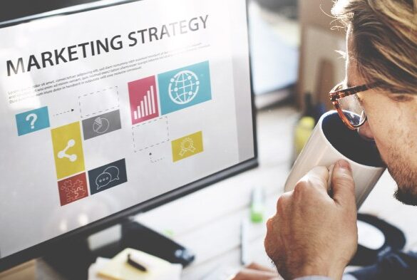 Paying attract customers ads without 2020