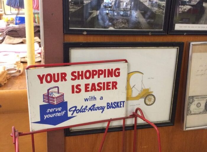 Unwrapping success a holiday shopping roadmap for paid social