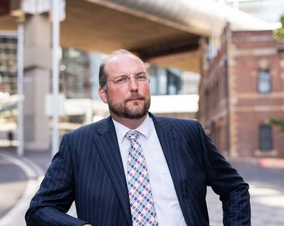 Visible expert profile tim ash